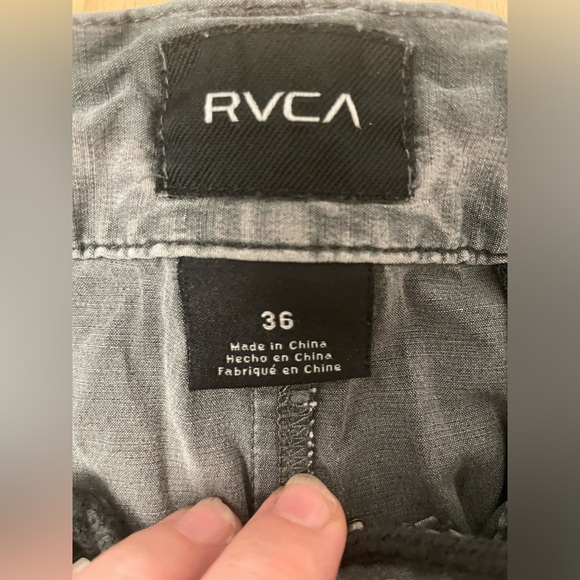 RVCA Men’s Charcoal Board Shorts - Picture 3 of 5